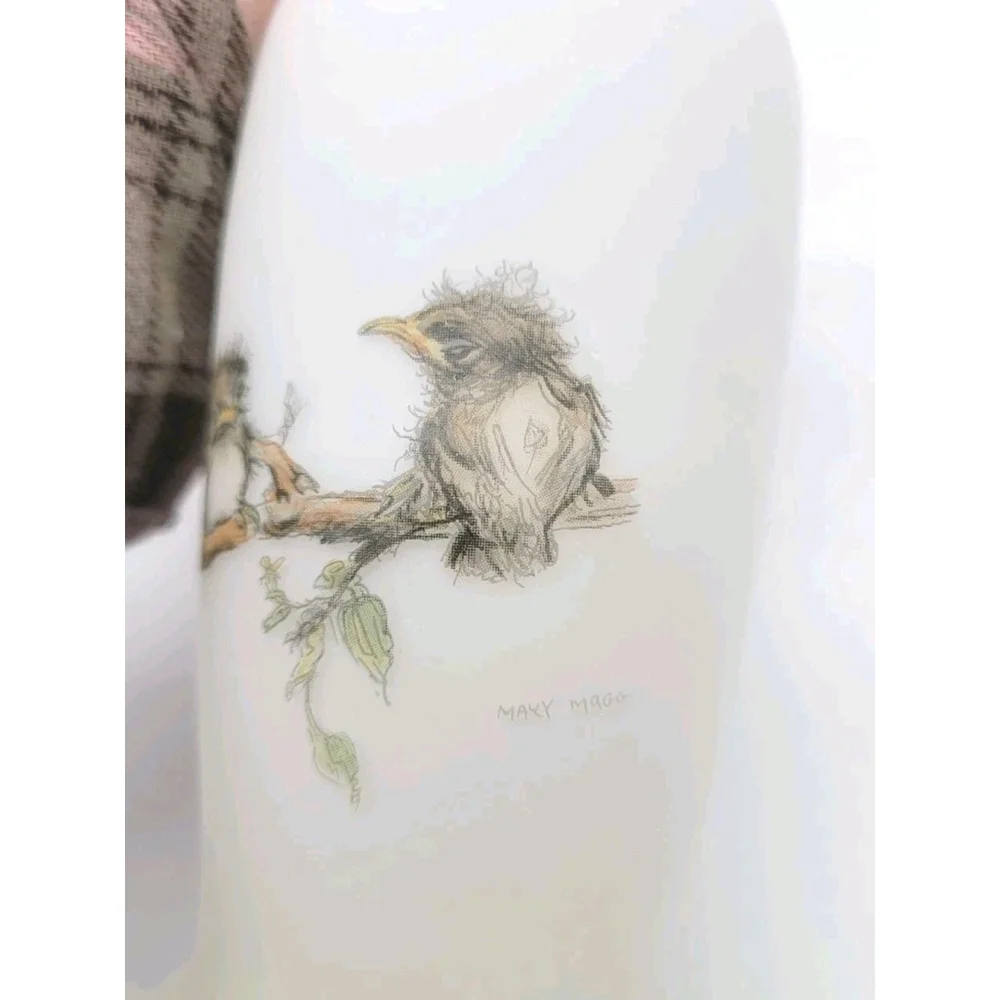 Vintage Enesco Satin or Frosted bud Vase with Baby Birds
